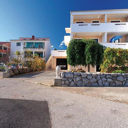 Gorgeous Apartment In Krk With Wifi Đảo Krk Ngoại thất bức ảnh